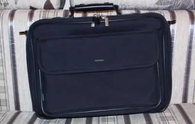 Лот: 3456769. Фото: 1. Сумка для ноутбука. Сумки, рюкзаки