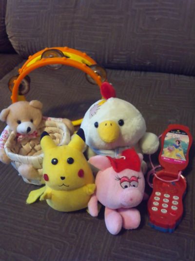 Лот: 7232080. Фото: 1. Кучка игрушек на год-два. Мягкие