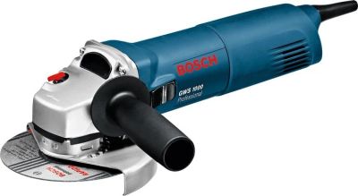 Лот: 10656228. Фото: 1. Шлифмашина угловая BOSCH GWS 1000... Электроинструмент