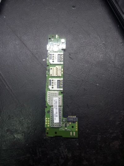 Лот: 11073296. Фото: 1. Основная плата на запчасти Nokia... Микросхемы и платы