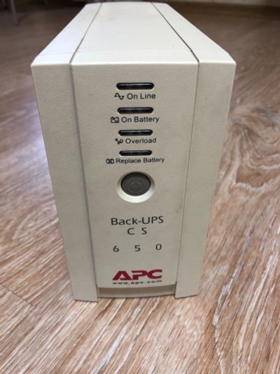 Лот: 16549949. Фото: 1. ИБП APC Back-UPS 650. ИБП, аккумуляторы для ИБП