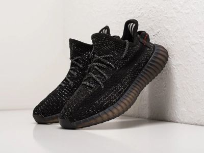 Лот: 14674404. Фото: 1. Кроссовки Adidas Yeezy 350 Boost... Кеды, кроссовки, слипоны