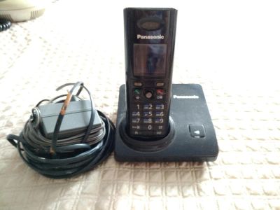 Лот: 10731318. Фото: 1. Беспроводной телефон panasonic. DECT и радиотелефоны