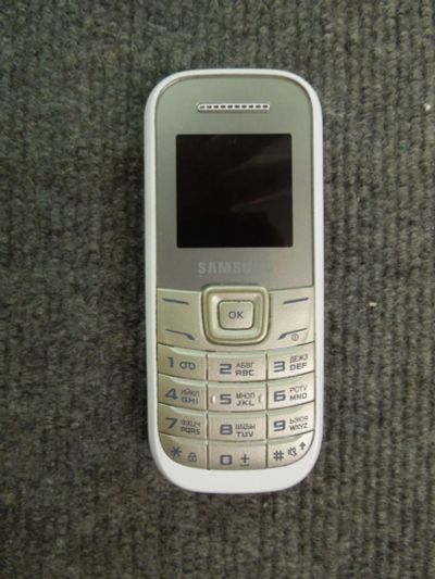 Лот: 9880324. Фото: 1. Сотовый Samsung Е1200М (Е1616М... Кнопочные мобильные телефоны