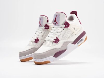 Лот: 21217638. Фото: 1. Кроссовки Nike Air Jordan 4 Retro... Кеды, кроссовки, слипоны