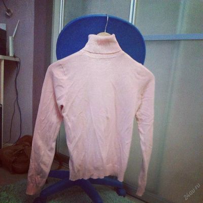 Лот: 3639947. Фото: 1. свитер. Свитеры, толстовки, худи