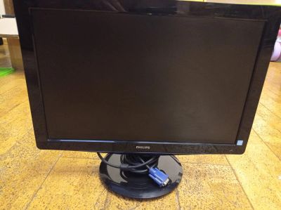 Лот: 17151411. Фото: 1. Монитор Philips 190VL. ЖК-мониторы