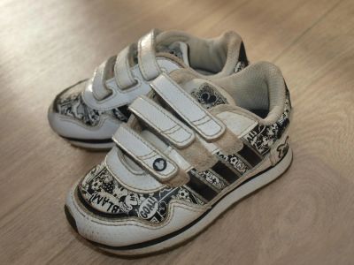 Лот: 9039610. Фото: 1. Кроссовки adidas 22р. Кеды, кроссовки