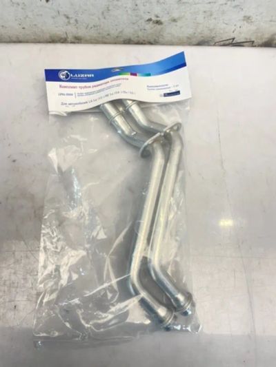 Лот: 25339156. Фото: 1. трубки отопителя Renault Logan. Двигатель и элементы двигателя