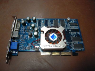 Лот: 13949378. Фото: 1. Видеокарта AGP GeForce FX5600... Видеокарты