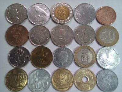 Лот: 14611977. Фото: 1. Набор монет разных стран, 20 шт... Наборы монет