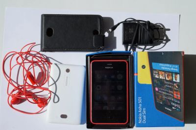 Лот: 7158464. Фото: 1. Nokia Asha 501 Dual Sim Red... Смартфоны