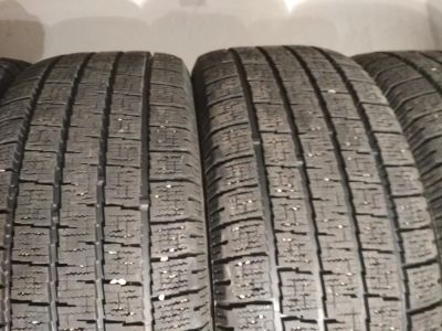 Лот: 10920188. Фото: 1. 215/55R17 94Q Pirelli Winter Ice... Шины