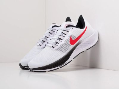 Лот: 17097864. Фото: 1. Кроссовки Nike Zoom Pegasus 37... Кеды, кроссовки, слипоны