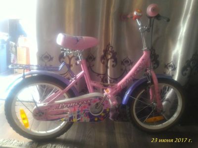 Лот: 9875876. Фото: 1. Велосипед для принцессы. Красноярск