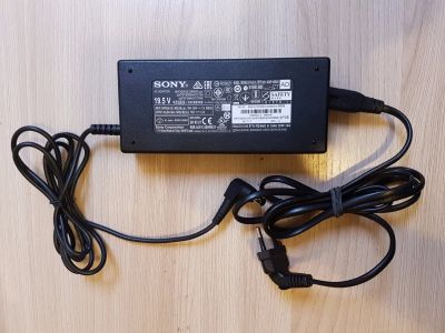 Лот: 13021642. Фото: 1. Оригинальный блок питания Sony... Зарядные устройства, блоки питания для бытовой техники