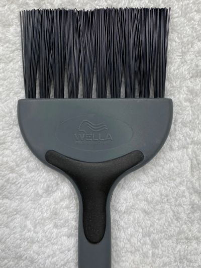 Лот: 25120695. Фото: 1. Кисти парикмахерские Wella. Косметологические, парикмахерские инструменты