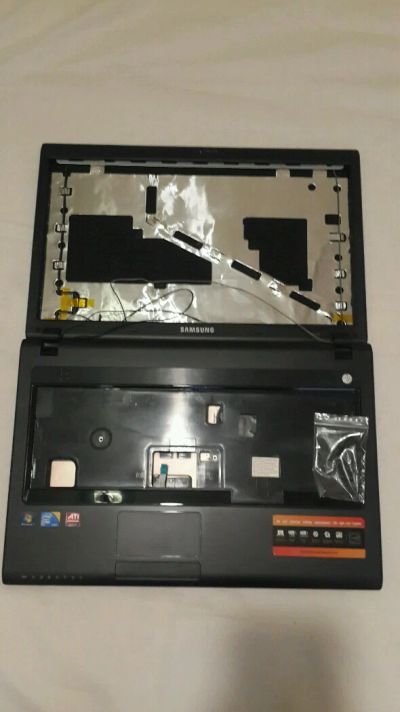 Лот: 11511897. Фото: 1. Корпус ноутбука Samsung R720 Хорошее... Корпуса, блоки питания