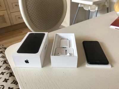 Лот: 11055997. Фото: 1. iPhone 7 Matte Black 128 gb. Смартфоны
