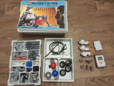 Лот: 14776795. Фото: 1. Программируемый конструктор LEGO... Конструкторы
