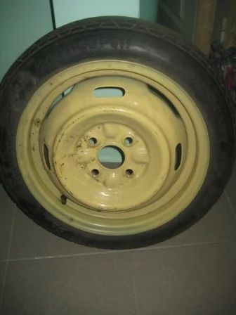 Лот: 5707474. Фото: 1. Запаска "банан" R14 сверловка... Шины на дисках