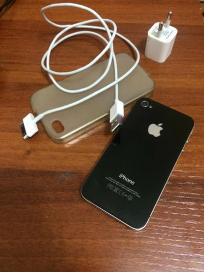 Лот: 6458884. Фото: 1. Apple Iphone 4 8gb black ios 6... Смартфоны