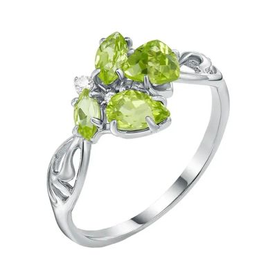 Лот: 23823173. Фото: 1. Серебряное кольцо с хризолитами... Кольца, перстни