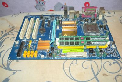 Лот: 5594047. Фото: 1. Комплект MB Gigabyte GA-P31-ES3G... Материнские платы