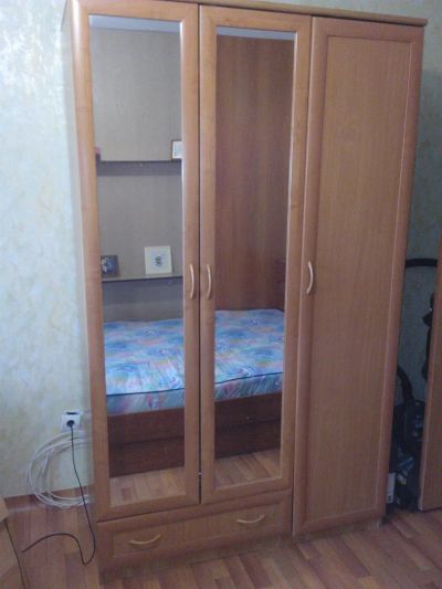 Лот: 3291410. Фото: 1. шкафчик. Шкафы, шкафы-купе