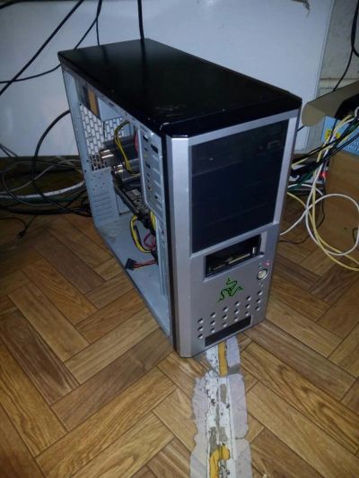 Лот: 8520631. Фото: 1. Системный блок 4 ядра + 4 гига... Компьютеры в сборе