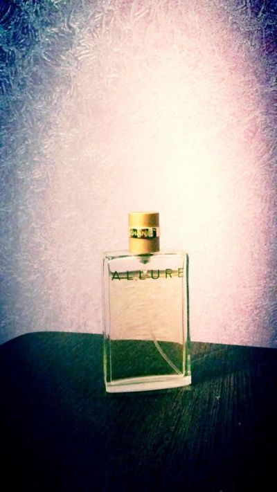 Лот: 4963648. Фото: 1. Chanel Allure. Женская парфюмерия