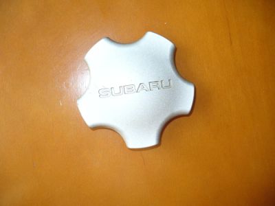 Лот: 6730527. Фото: 1. Заглушка литого диска subaru... Другое (шины, диски)