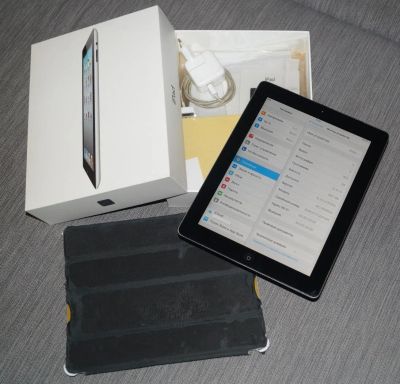 Лот: 10634018. Фото: 1. Apple iPad 2 в хорошем состоянии... Планшеты