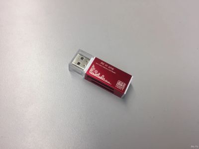 Лот: 13395489. Фото: 1. Картридер USB 2.0 (Красный). Картридеры