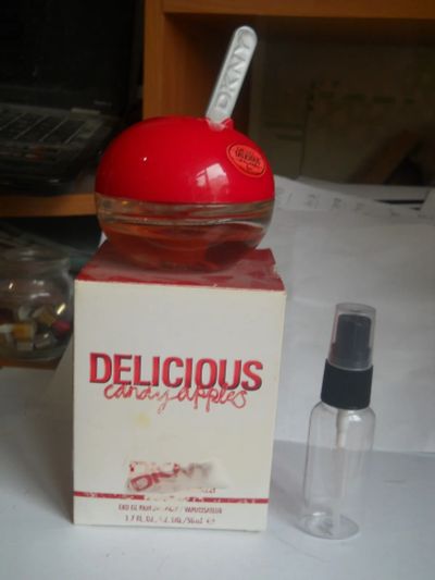 Лот: 15853279. Фото: 1. Delicious Candy Apples Sweet Strawberry... Женская парфюмерия