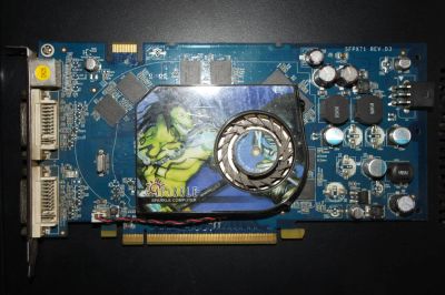Лот: 4573150. Фото: 1. Видеокарта Sparkle 7900 GS 256mb. Видеокарты