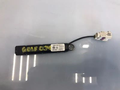 Лот: 21705942. Фото: 1. усилитель антенны Volkswagen Golf... Двигатель и элементы двигателя