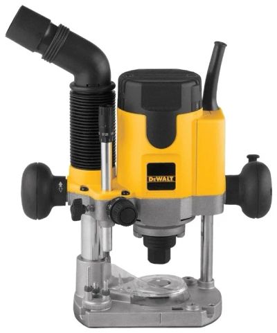 Лот: 10168088. Фото: 1. Фрезер DeWALT DW 621. Электроинструмент