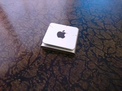 Лот: 11869740. Фото: 1. Плеер Apple iPod Shuffle 4 2Gb. Плееры