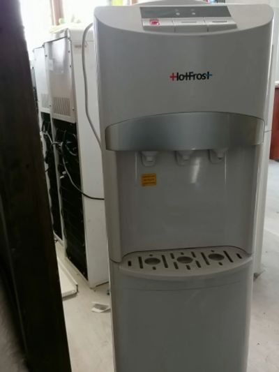 Лот: 15769941. Фото: 1. кулер с холодильником HotFrost... Холодильники, морозильные камеры