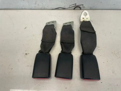 Лот: 24425429. Фото: 1. замок ремня безопасности Mitsubishi... Двигатель и элементы двигателя