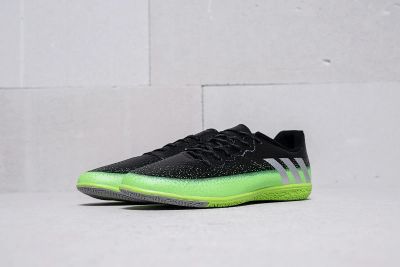 Лот: 11617659. Фото: 1. Футбольная обувь Adidas MESSI... Кеды, кроссовки, слипоны