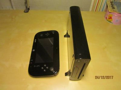 Лот: 10814778. Фото: 1. Игровая консоль Nintendo WiiU... Консоли