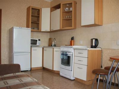 Лот: 4468744. Фото: 1. Сдается 1 комнатная квартира -... Квартиры, студии