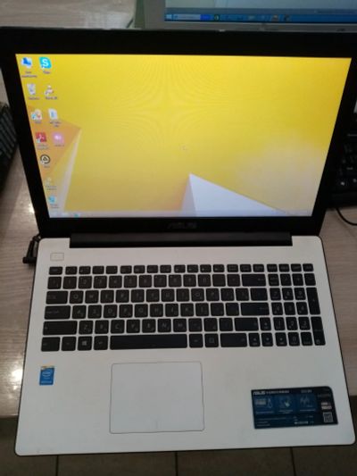 Лот: 17267698. Фото: 1. Ноутбук Asus X553M (N3540, 4GB... Ноутбуки