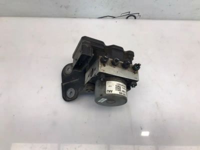 Лот: 21704665. Фото: 1. блок abs Chevrolet Aveo T300. Двигатель и элементы двигателя