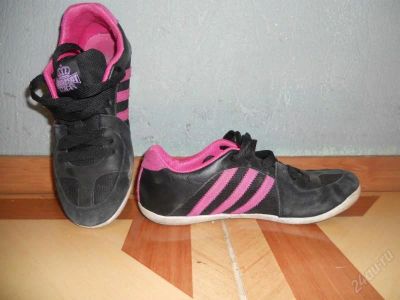 Лот: 1896898. Фото: 1. Кросовки Adidas. Кеды, кроссовки, слипоны