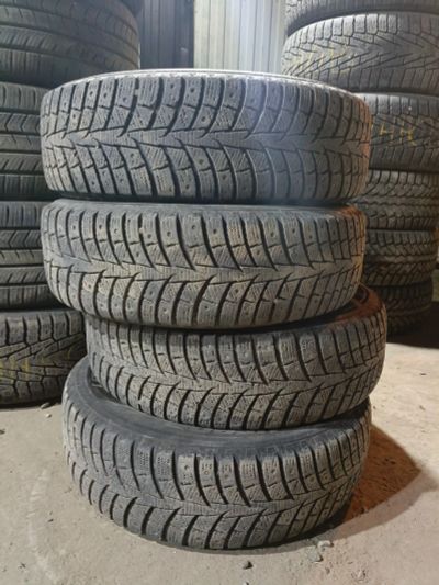 Лот: 25808287. Фото: 1. Шины 205/70/17 зима, шипы. Шины