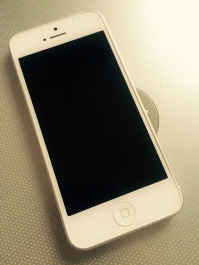 Лот: 5489073. Фото: 1. iPhone 5 16gb White LTE. Смартфоны