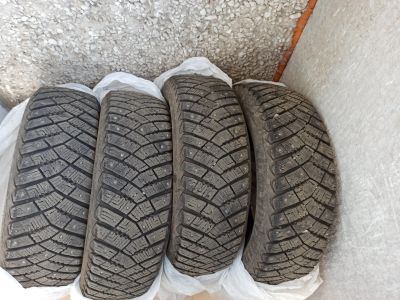 Лот: 16526561. Фото: 1. Зимняя резина Goodyear ultragrip... Шины